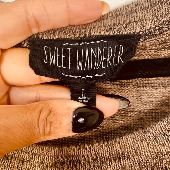 Sweet Wanderer Side-Button Cozy Knit Sweater Women’s Medium Marled Brown - Picture 3 of 8